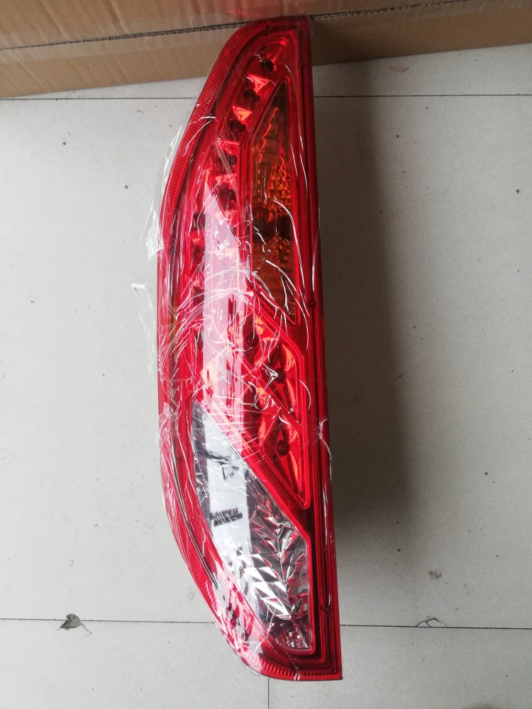 

China Bus Rear Lamp Rear Assembled Lamp Assembly Hk6608hk6668hk6700hk6708