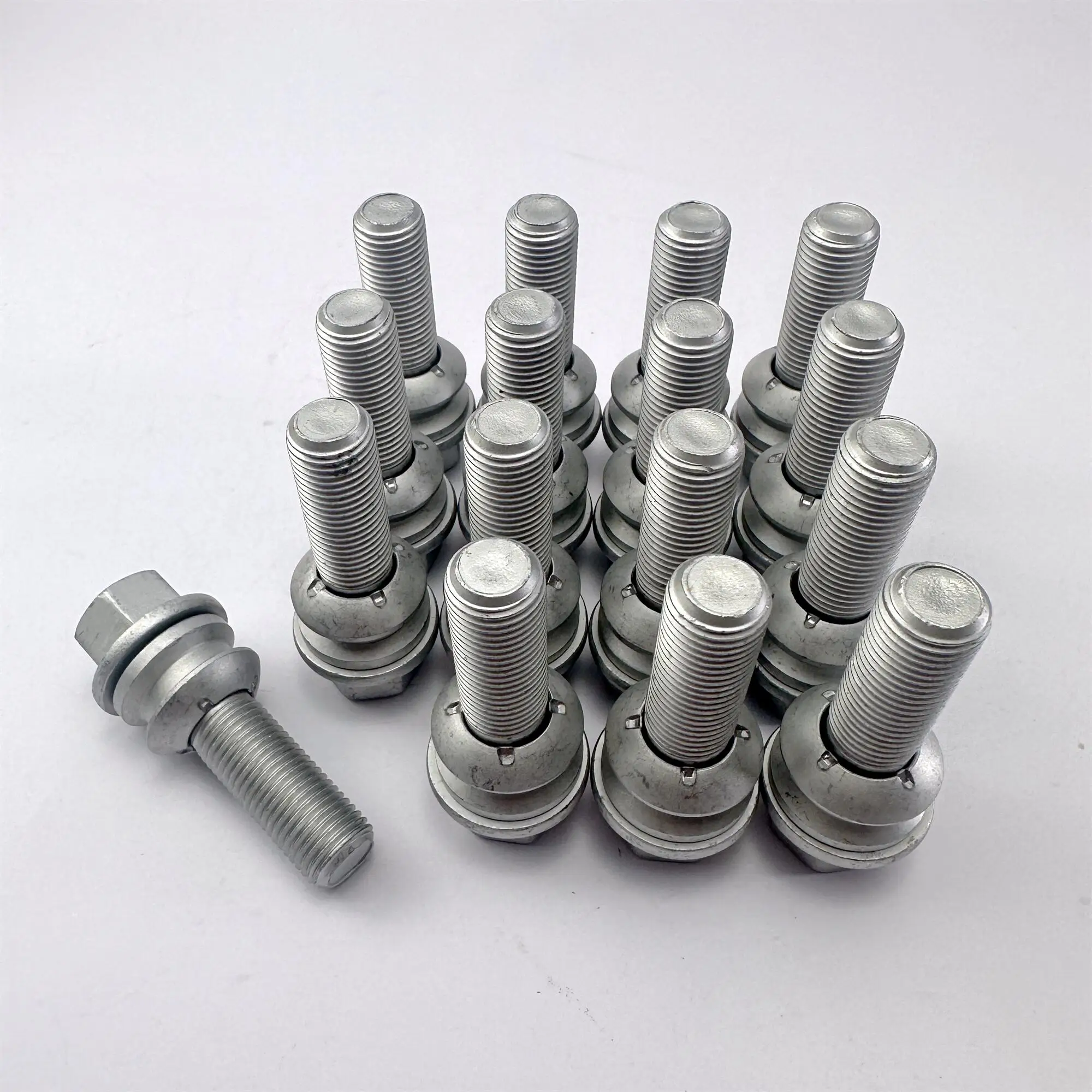 BOLT BOSS WHT001693 WHT002529 7L0601139A WHT004676 95536120300 Wheel Screws for Amarok Mattway Touareg Cayenne Panamera Q7