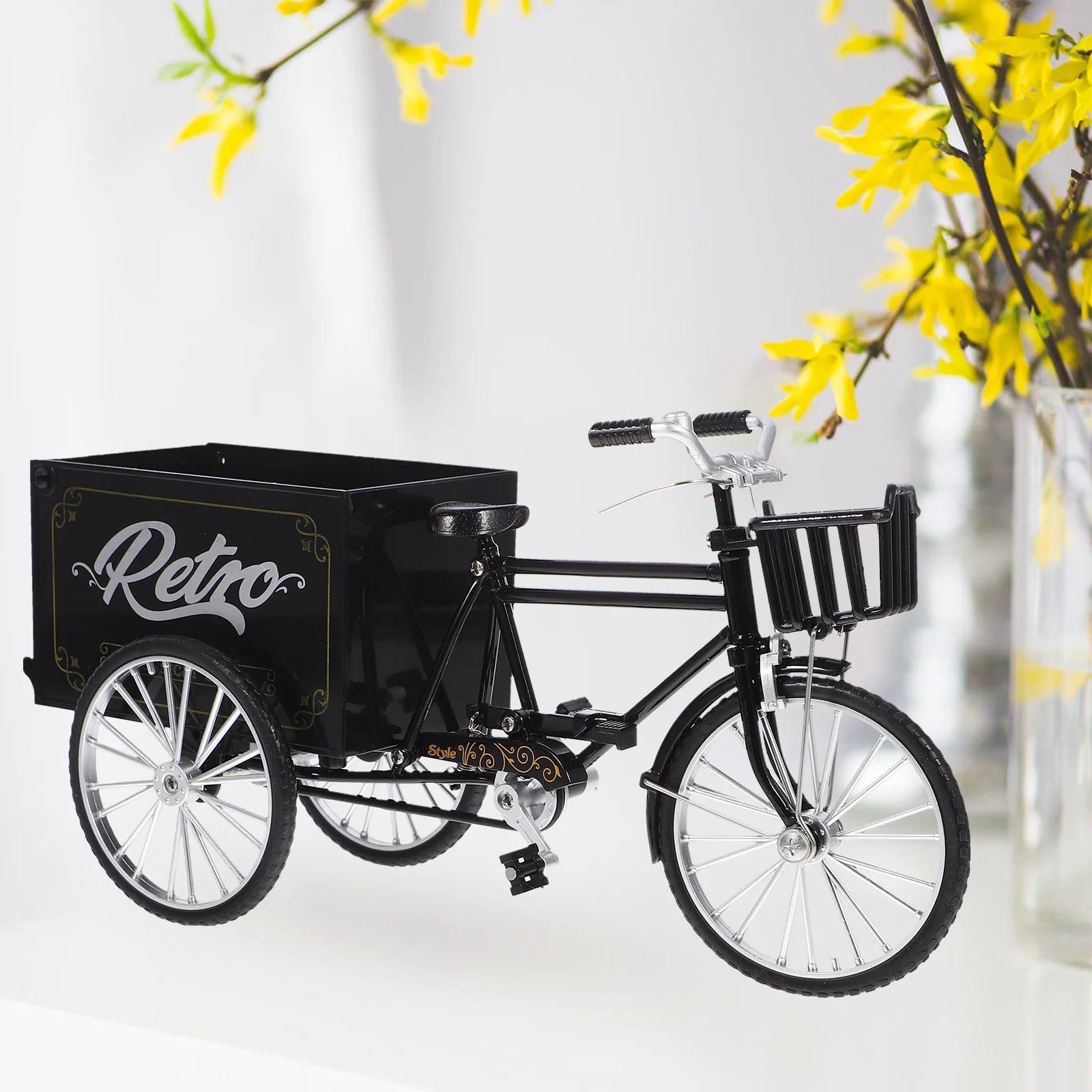 

Retro Mini Bicycles Model Miniature Tricycle Sculpture Mini Cart Wheelbarrow Toy Vintage Vehicle Ornament Dollhouse