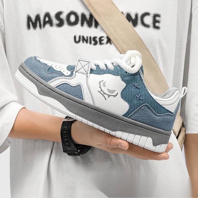 Fashion Board Men Sneakers Flat Shoes Niche Network Red Couple Sports Design Sense German Training Shoes Casual Fashion Shoes