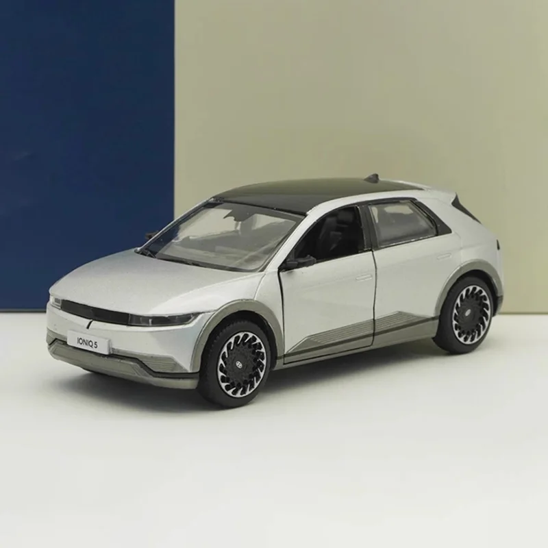 1:38 Scale Alloy IONIQ 5 SUV Car Model Diecast Finished Product Simulation Toy Collection Gift Static Model Ornament