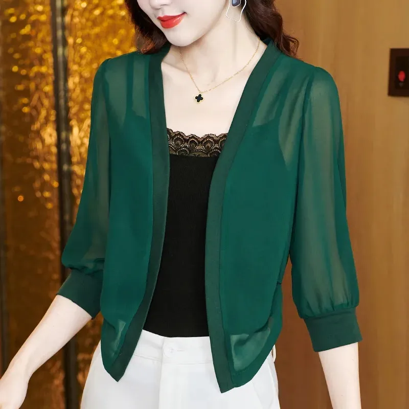 

New 2024 Summer Chiffon Shirt Short Sunscreen Clothing Women's Shawl Coat Soft Thin Cardigan Jacket Air-Conditioned Shirt Female