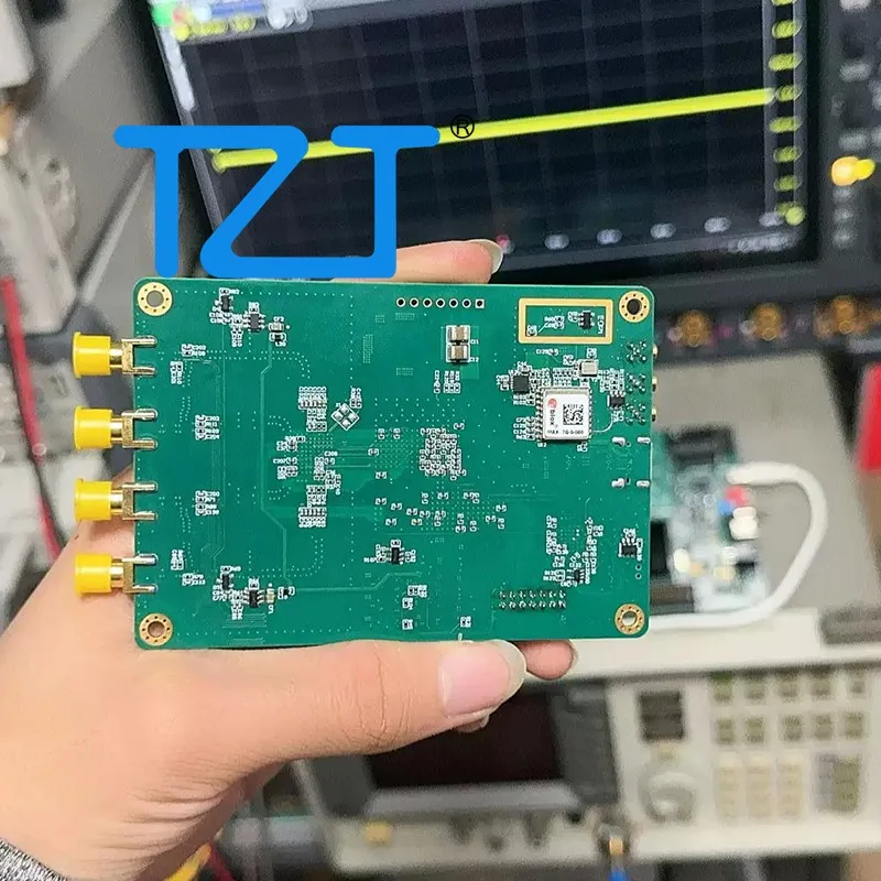 TZT HamGeek 70MHz?6GHz B210 SDR 소프트웨어 정의 라디오(고대역폭 및 UHD, AD9361 PlutoSDR과 호환 가능)
