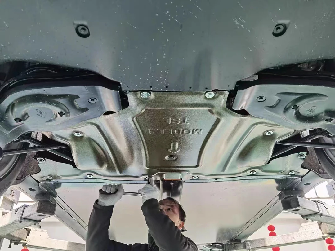 Tesla Model Undercarriage maestranzamb.cl