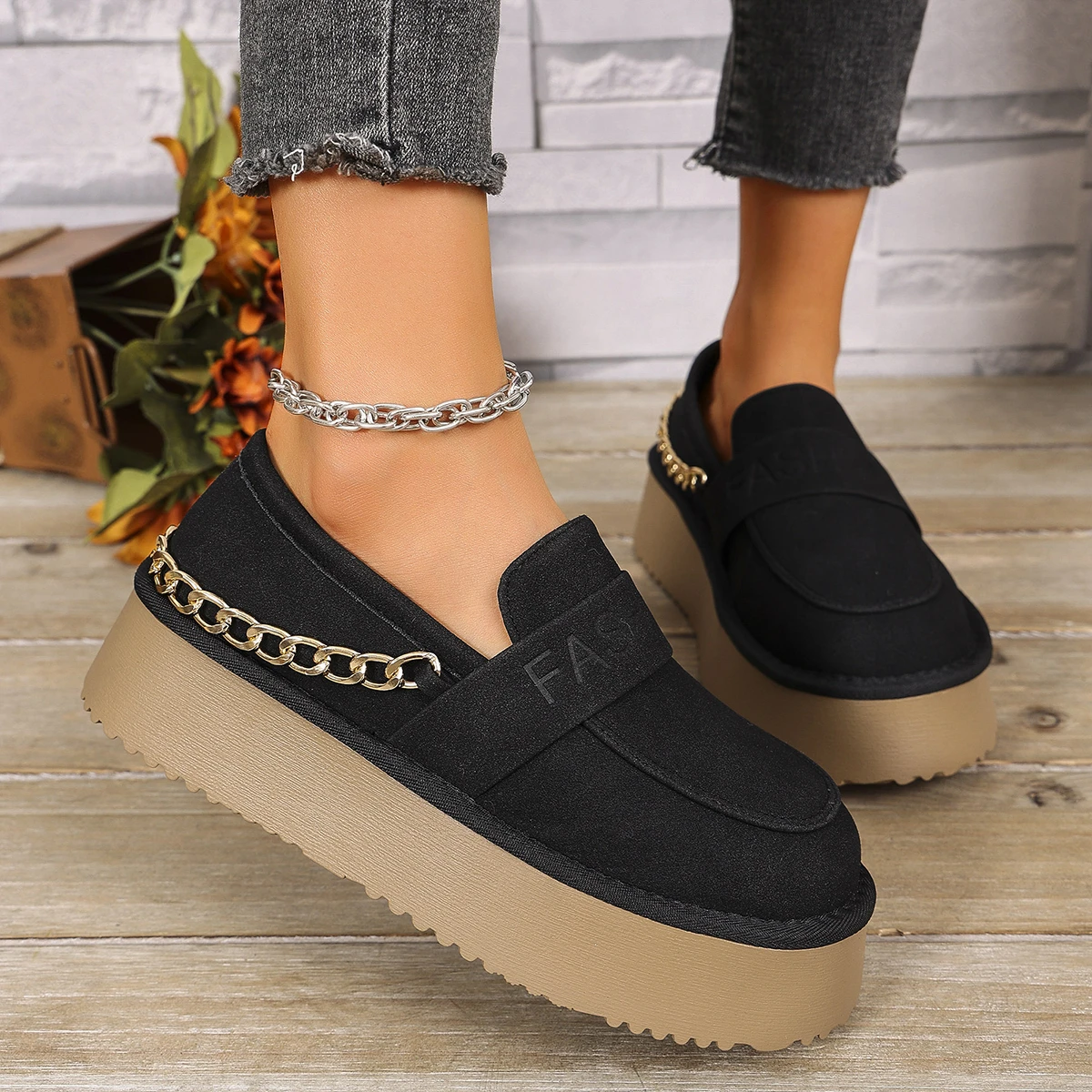Thick Soles All Match Retro Leather Shoes 2025 New Single Shoes Small Increase British Loafers 2