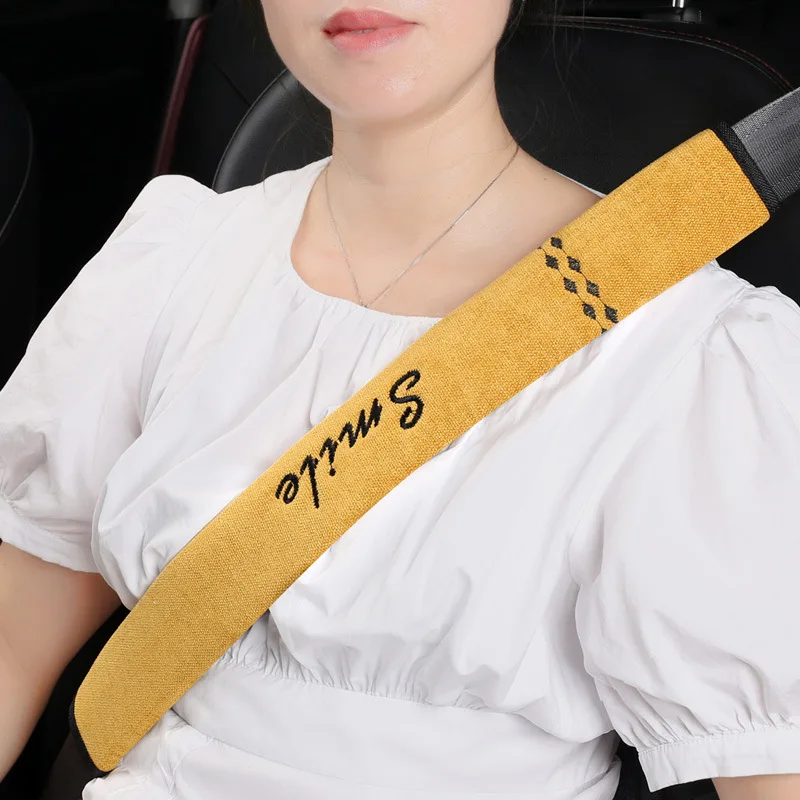 

2pcs Car seat belt shoulder pad cute car interior lambswool safety belt protective cover winter short plush suit female