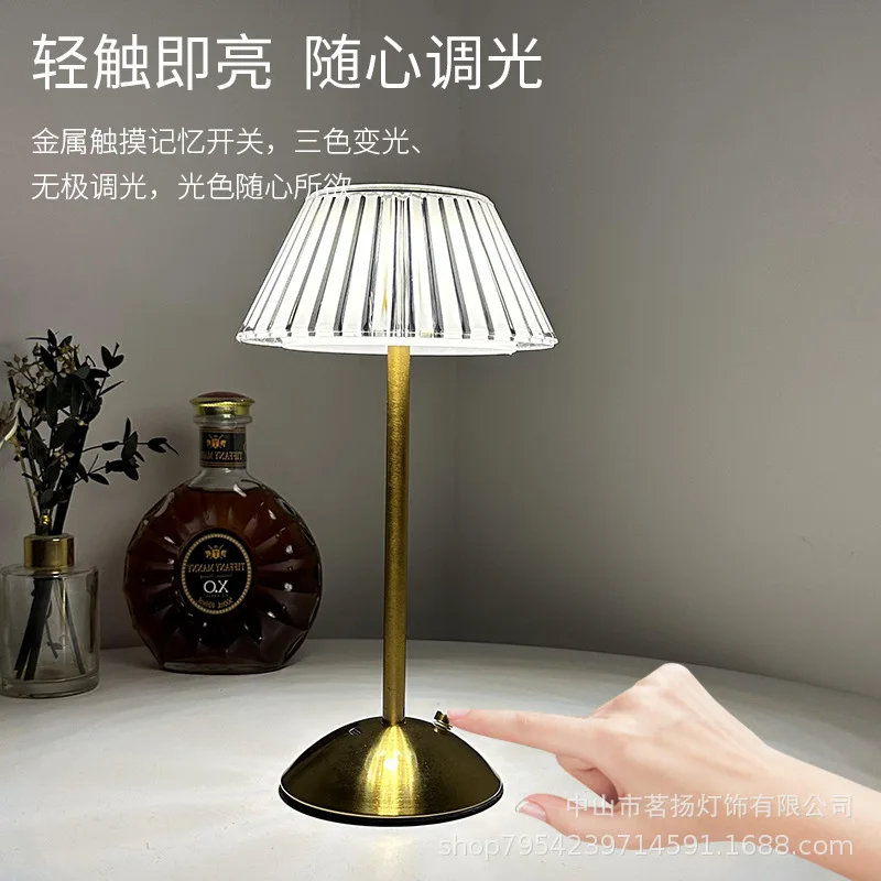 

Crystal retro table lamp bedside lamp charging nightlight atmosphere lamp bedroom American luxury decorative bar table lamp