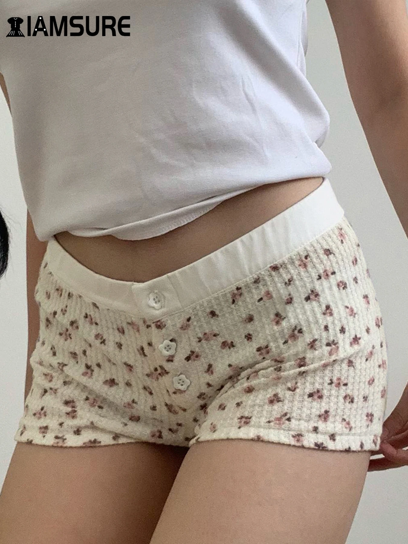 

IAMSURE Sweet Sexy Cute Floral Shorts French Style Casual Slim Low-Waisted Shorts Women 2024 Summer Fashion Ladies Streetwear