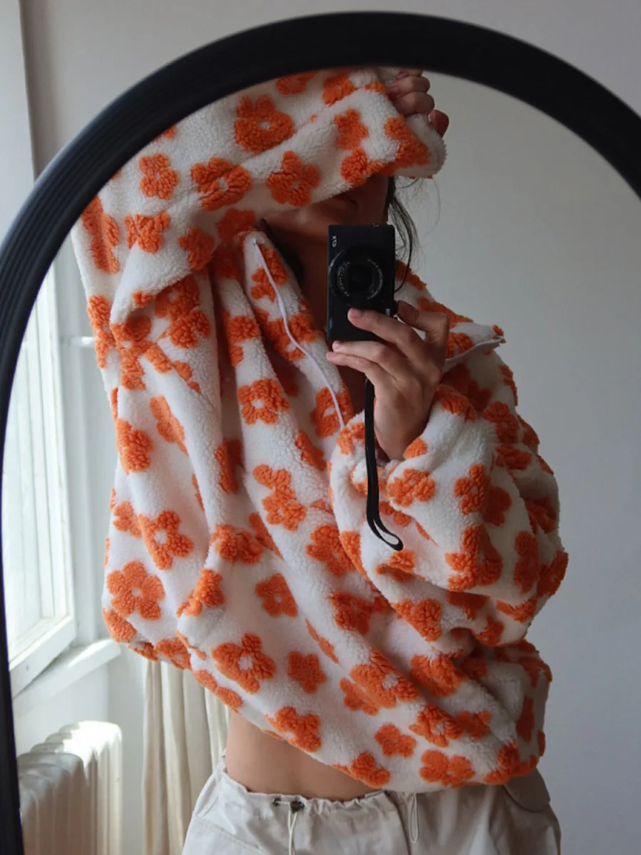 Sweat sherpa femme orange camel fleurs relief doux chaud élégant hiver cocooning