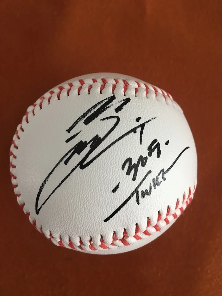 handsigniertes TWICE MOMO Yoo JeongYeon signiertes Baseball, limitiert, selten K-POP2024