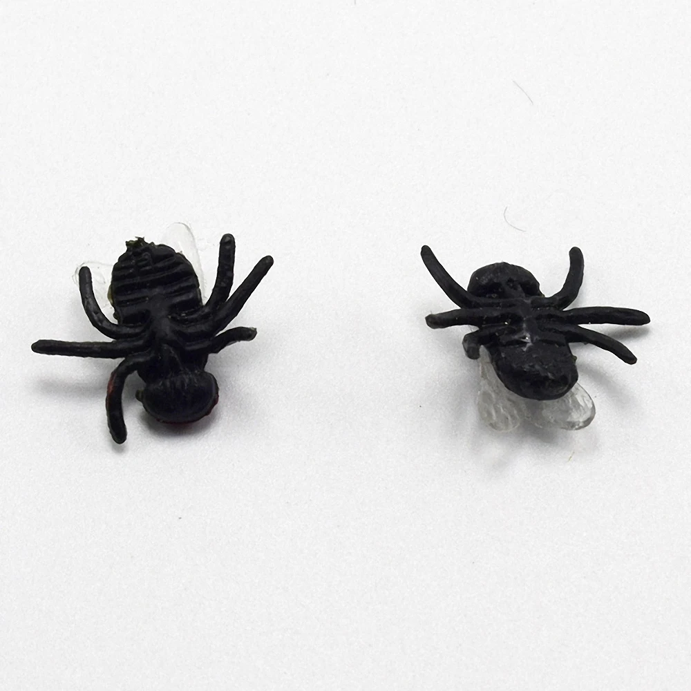 10Pcs Mini Fake Fly Prank Toys Simulation Flies Funny Trick Practical Joke Maker Horror Halloween Decoration Novelty Gag Toys