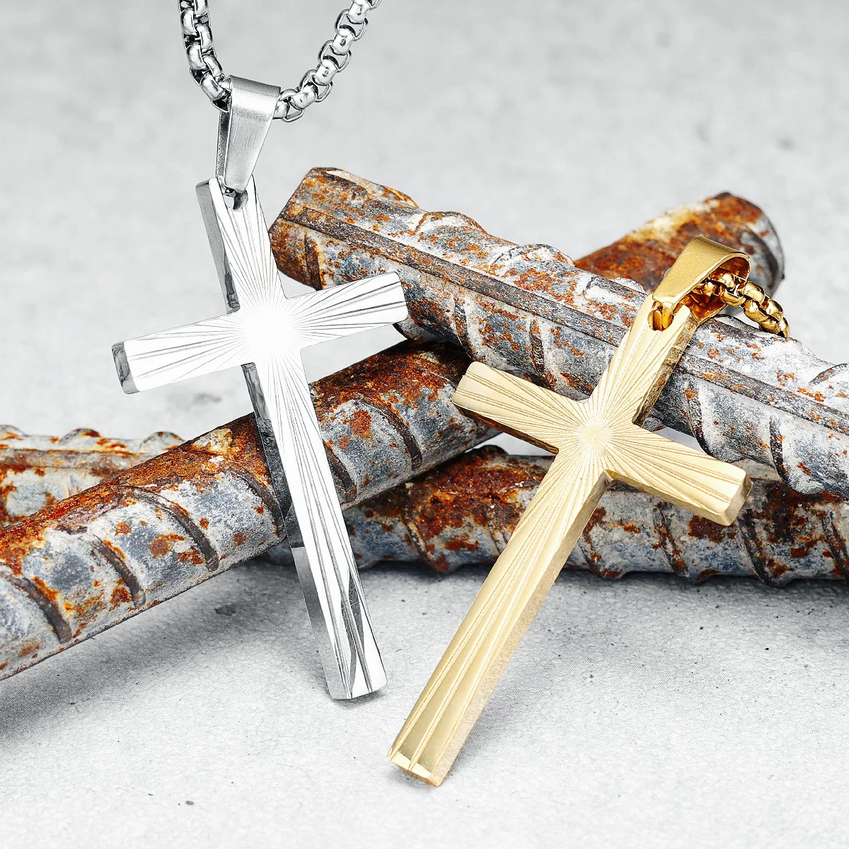 

Focus Cross Necklaces 316L Stainless Steel Men Radiancy Pendants Chain Religion Belief Hiphop Rap for Male Couple Jewelry Gift