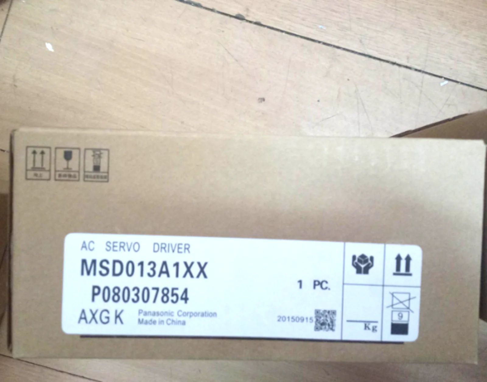 

1pc AC Servo Motor MSD013A1XX New In Box Fast Ship