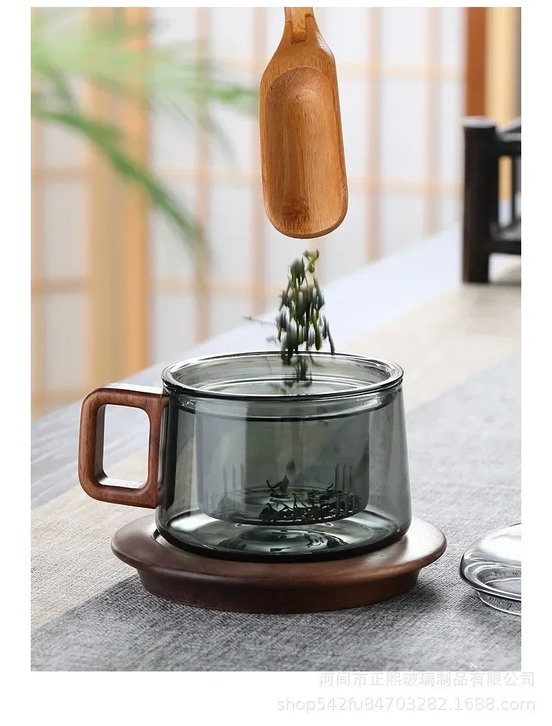 Heat Resistant Glass Tea Infuser Cup - 200ml Teacup with Wood Handle and Filter for Kung Fu Tea Set
