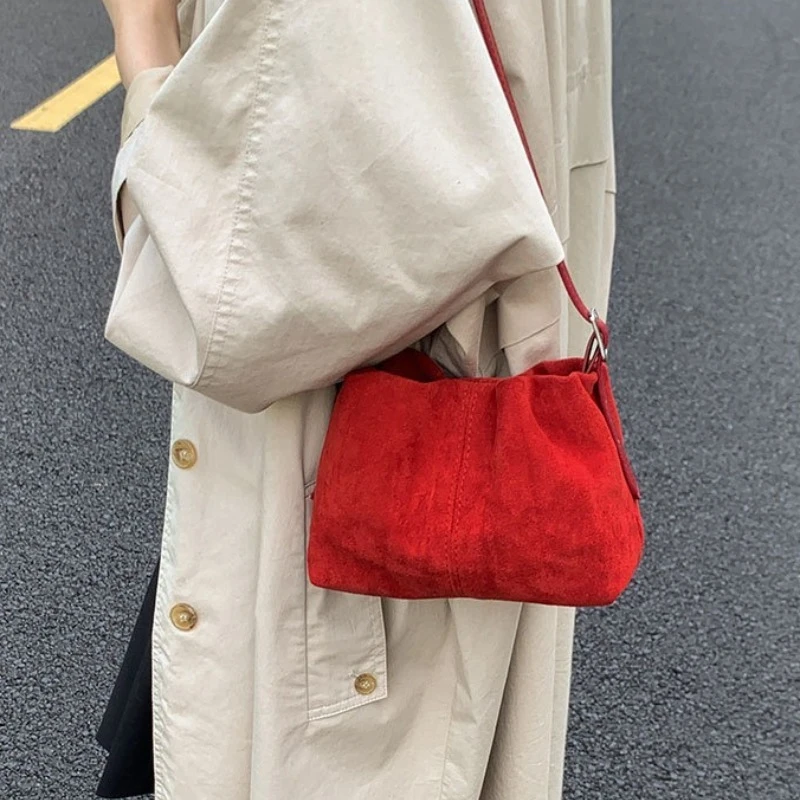 Elegant PU Leather Bucket Bag - Women's Crossbody Shoulder Handbag in Retro Style