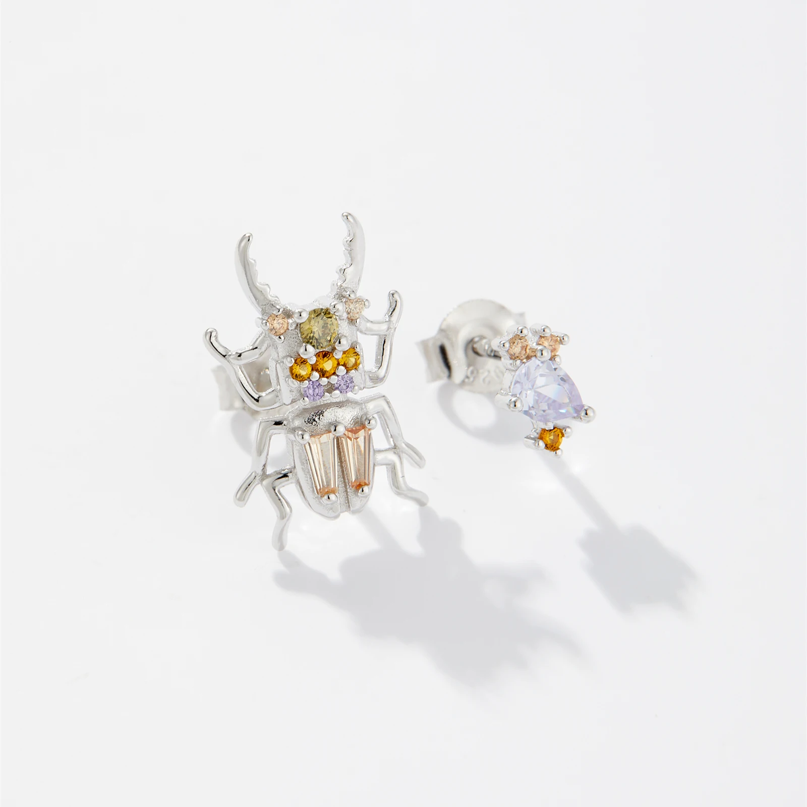 ANDYWEN  골드 동물 용기 딱정벌레 귀걸이 피어싱 펜던트 여성을위한 럭셔리 쥬얼리 크리스탈 쥬얼리 선물