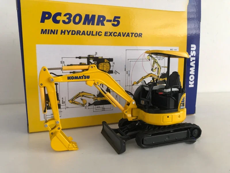Komatsu-掘削機モデルのおもちゃ,建設車,PC520LC-11M0,PCB 30mr5
