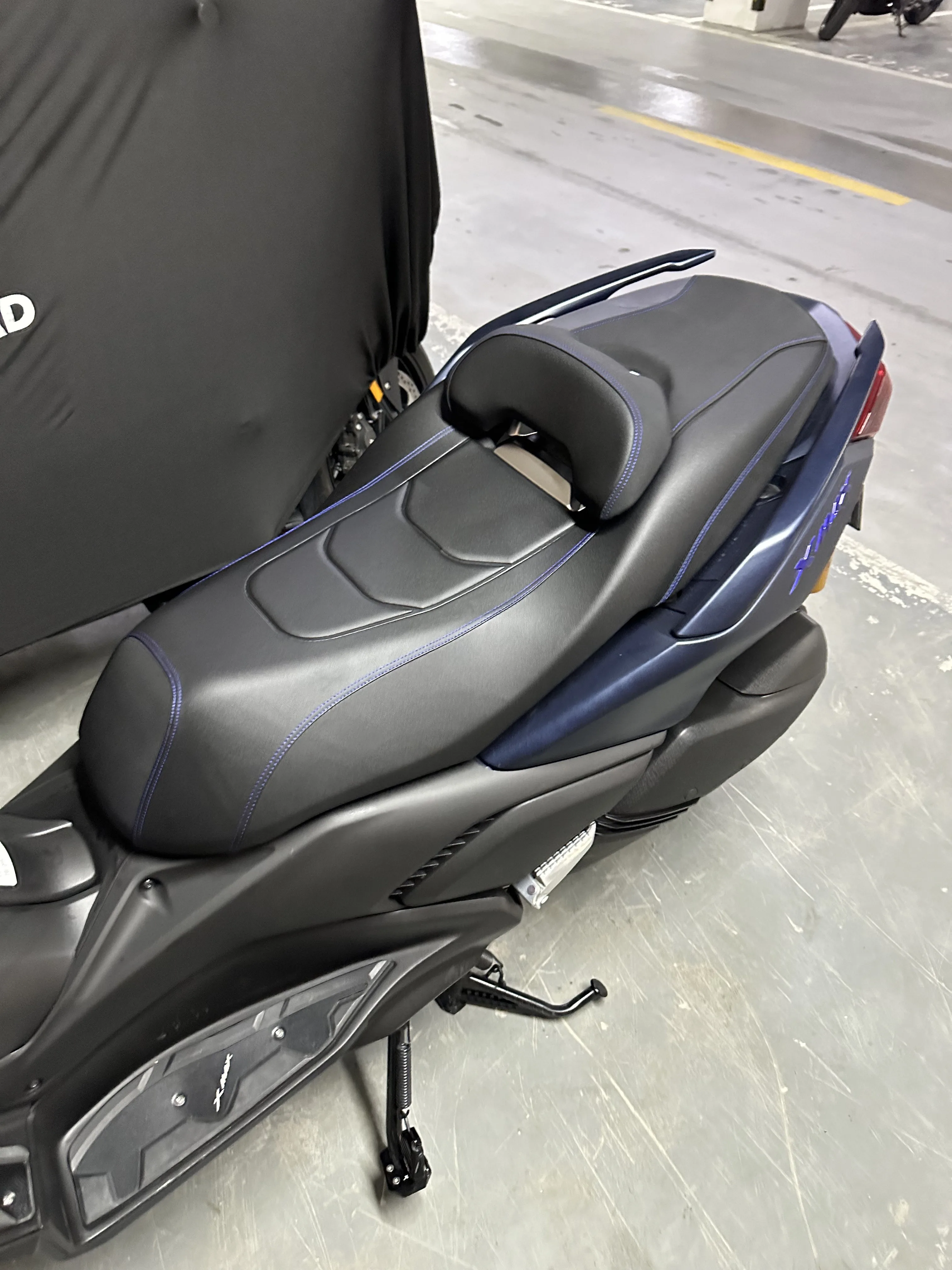 XMAX3002023ModifiedMotorcycleSeatCushionSaddleWaterproofSoft