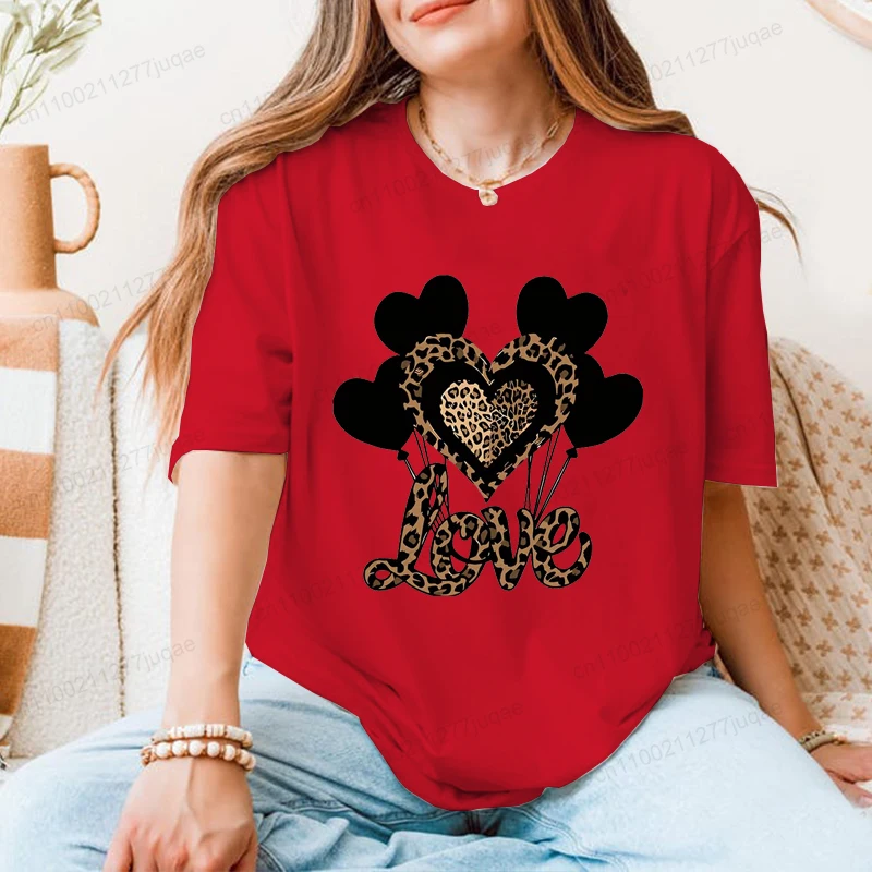 Leopard Heart Graphic Tee for Women Vintage Leopard Print Heart T Shirt O Neck Short Sleeve Casual Streetwear Aesthetic Tops 2