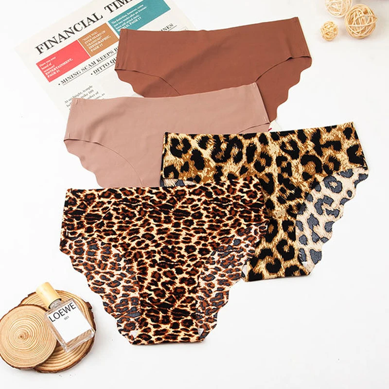 1pcs Women's Seamless Ice Silk Panties Female Mid Waist Plus Size Leopard Print Underwear Girls Fashion Brief Lady Comfort Panty 1