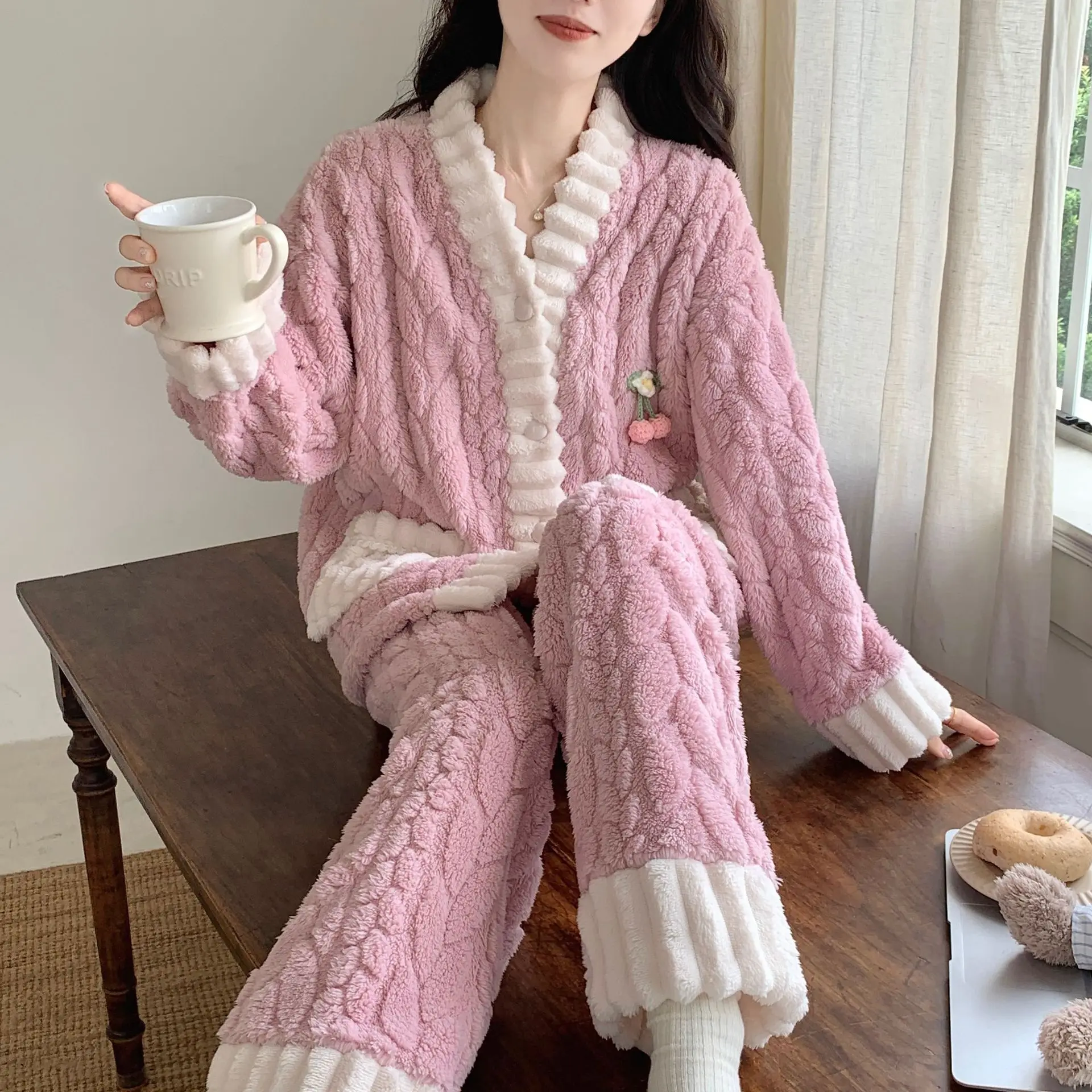 2pcs Pajamas Set Women Flannel Fleece Autumn Cartoon Warm Pijamas Long Sleeved Sleepwear Winter Fashion Woman Loungewear Pyjamas