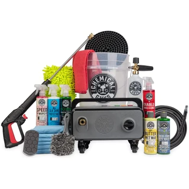 Chemical Guys HOL169PW 17-Piece Arsenal Builder Car Wash Kit
