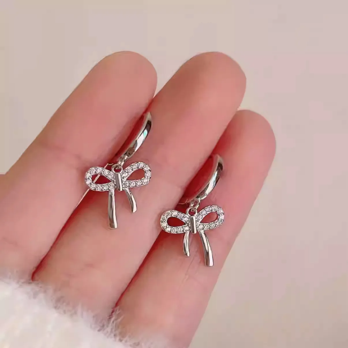 Fashion Bow Earrings Women's Versatile Simple
