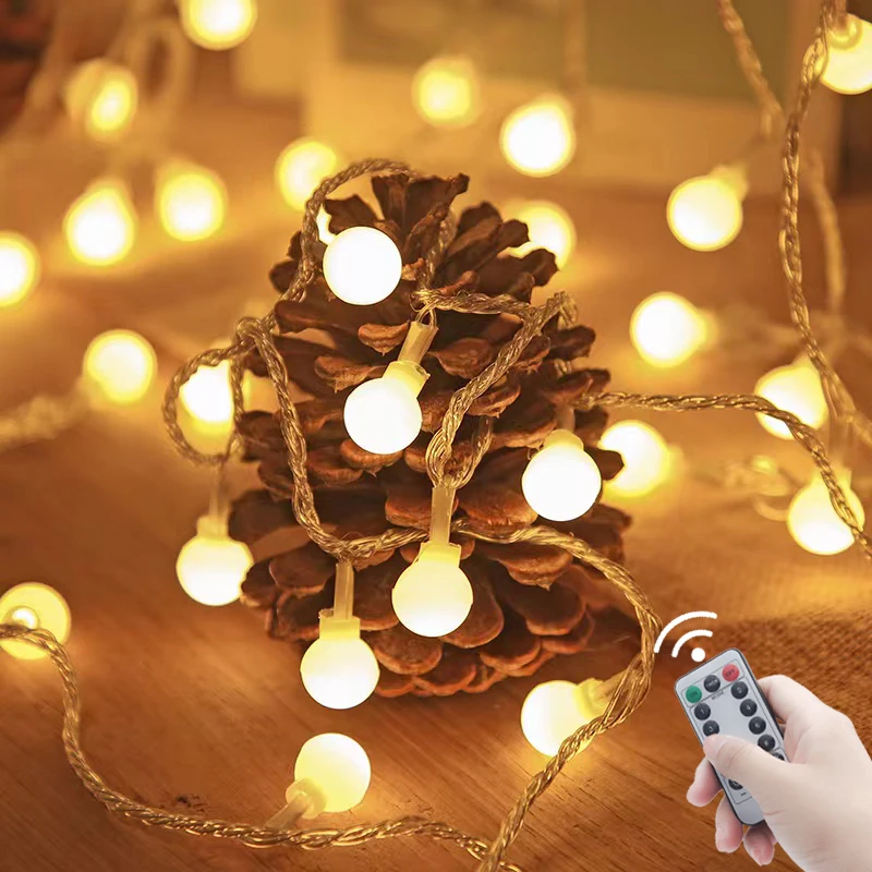 thumbnail image 2 of Guirnaldas de luces navideñas con forma de estrella y copo de nieve de 10 m, 20 m y 30 m para exteriores, para decoración de habitaciones, bodas, fiestas y Año Nuevo, 2 of 5