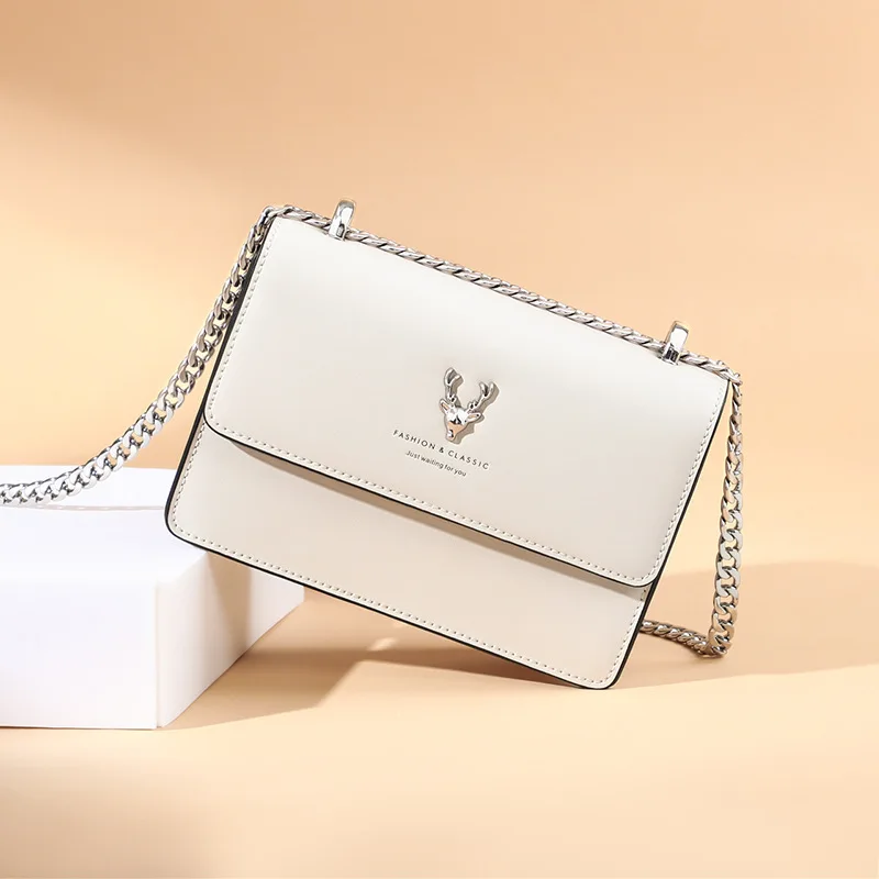 

Маленькая квадратная сумка, новая модная кожаная женская сумка на цепочке, сумка через плечо, маленькая дизайнерская Боковая Сумка