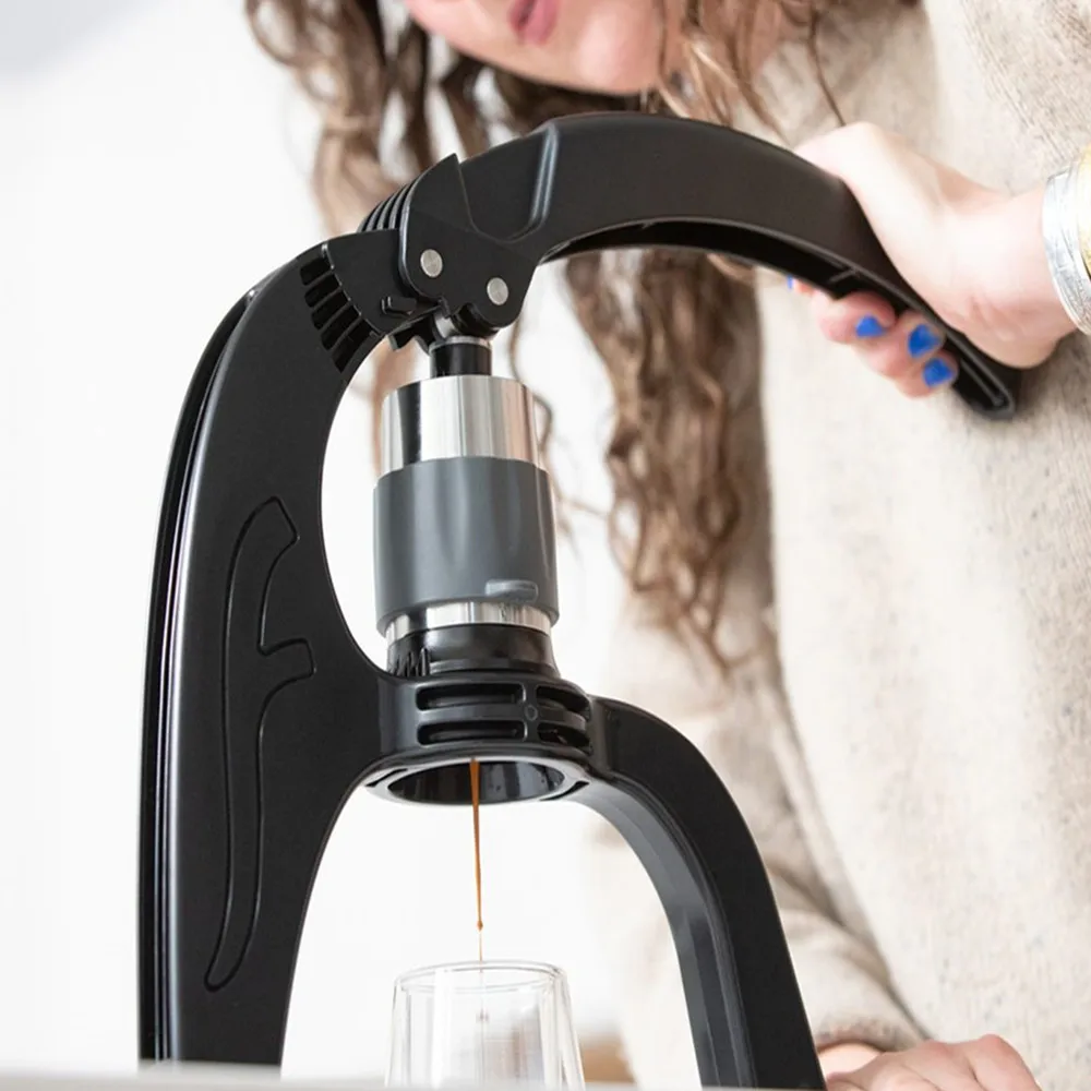手動エスプレッソマシーン あがる Flair Espressoとコーヒーグラインダー