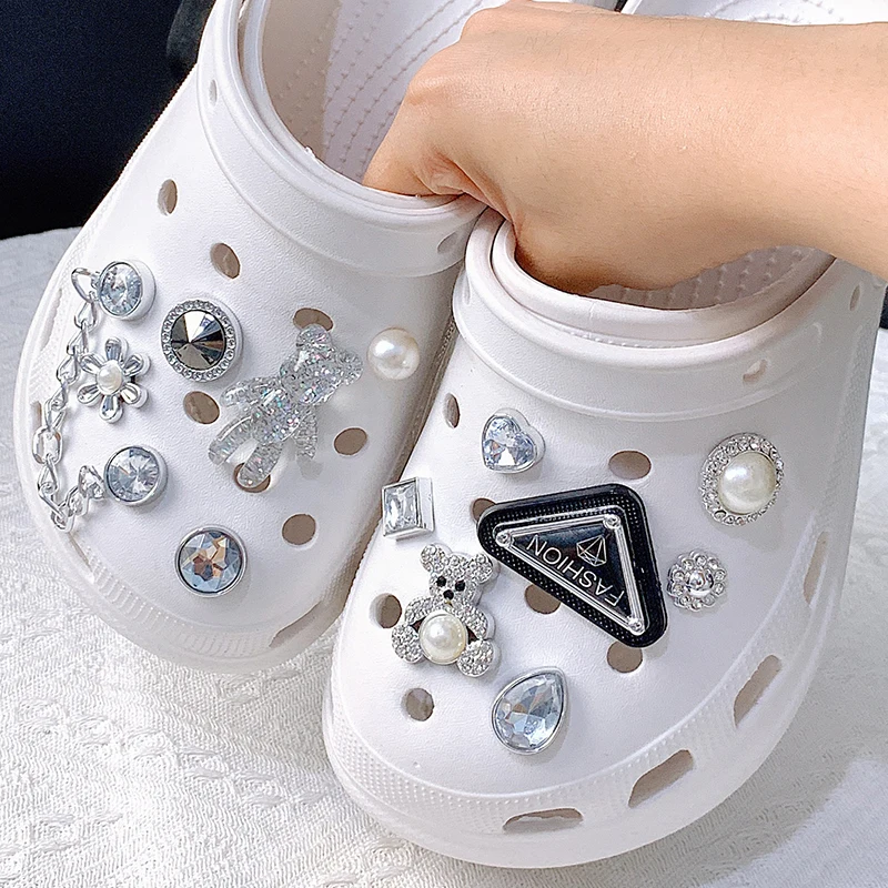 Cute Animals Jewelry Chain Charms for Crocs Shoes Cartoon Bear Triangle for Croc Accessories Set for Kids Girls Women Decor