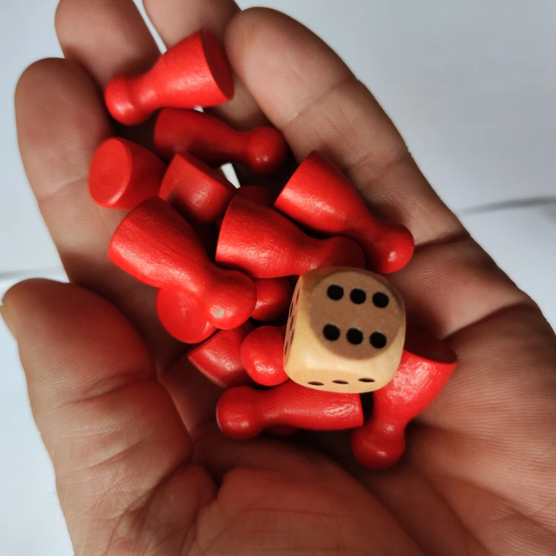 16Pcs Children's Humanoid Wooden Puzzle Game Board Game Wooden Chess Chess Pieces And Board Table Games Chess Puzzle Game Chess Pieces