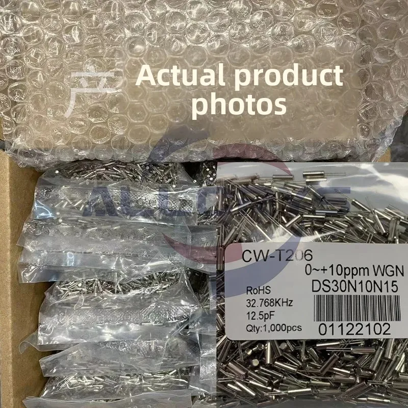 Various Loading Quartz Crystal Oscillator 2*6 3*8 32.768KHz Direct Plug Round Rod Piezoelectric Clock Crystal Resonators