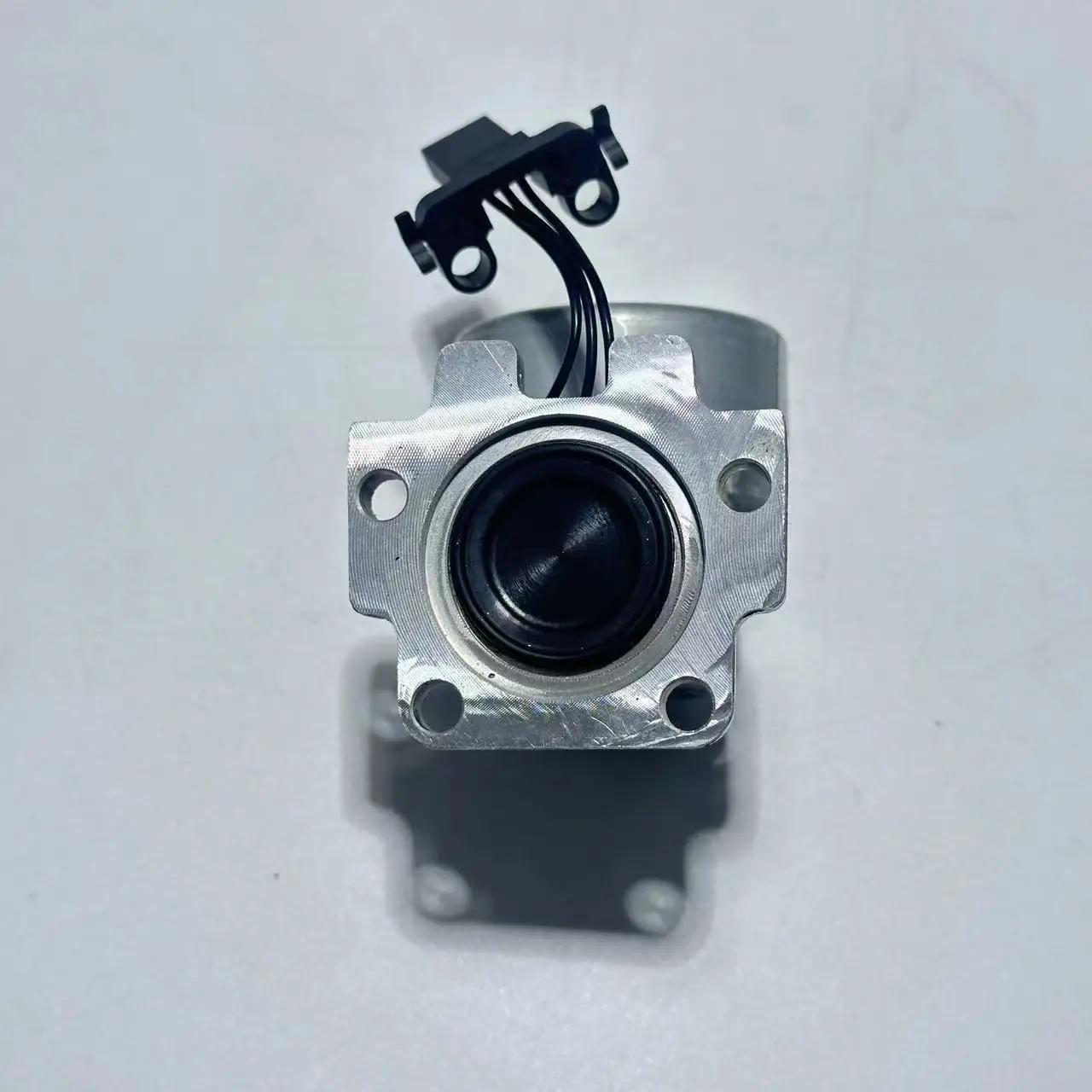 SCR Emission Parts AdBlue Urea Pump Motor Diesel Engine Doser Pump Motor 1927081 351256 1979873 For Sc1an1ia For Be1nz
