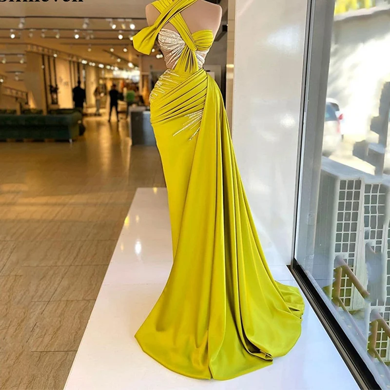 Long Train Sequins Prom Gowns Saudi Arabia Celebrity Dresses Party Gowns Luxurious Yellow