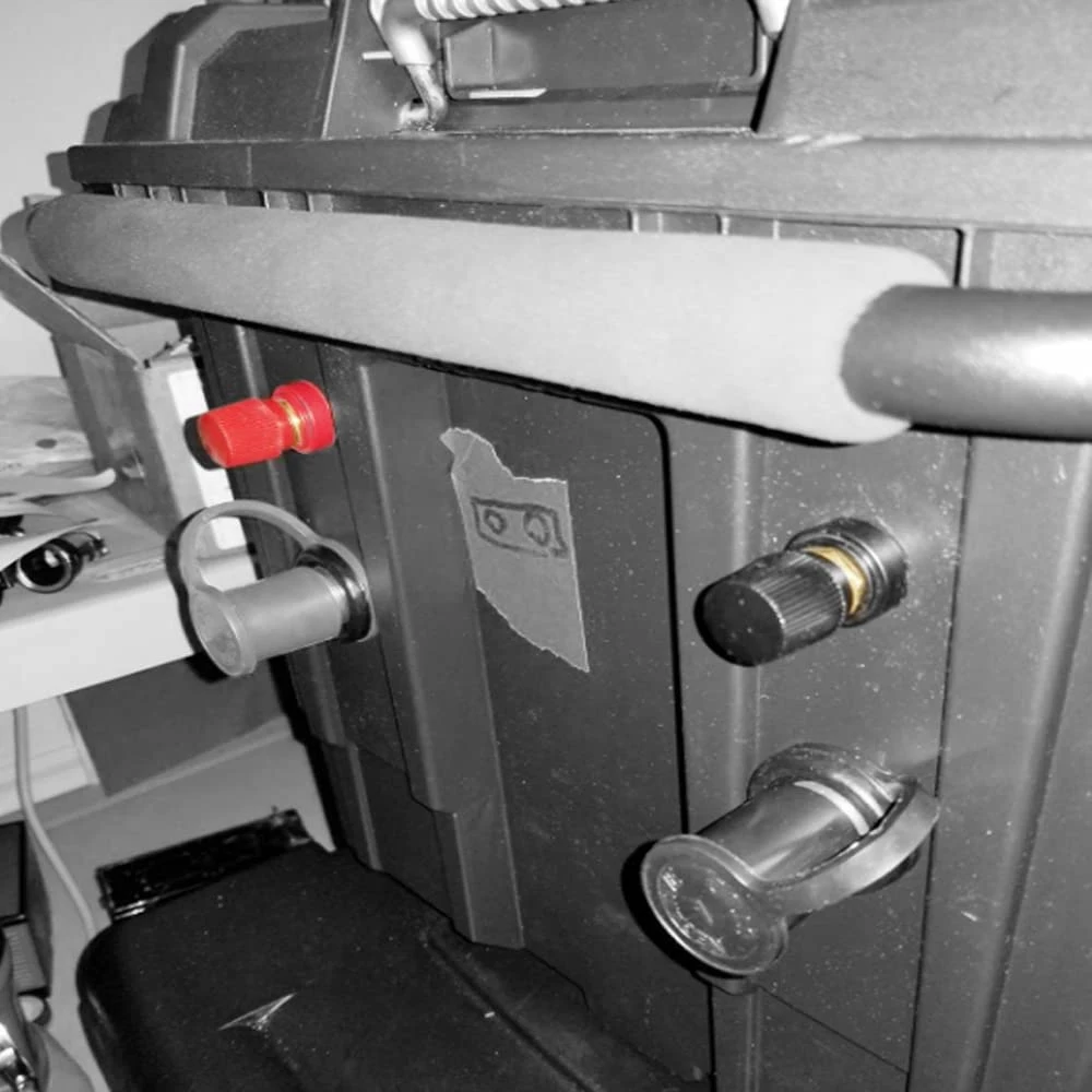 Heavy-Duty Brass Power Terminal Studs 6/8mm–High Amp Battery Connectors for Car Audio,LED Lights,Corrosion-Resistant&Secure Fit