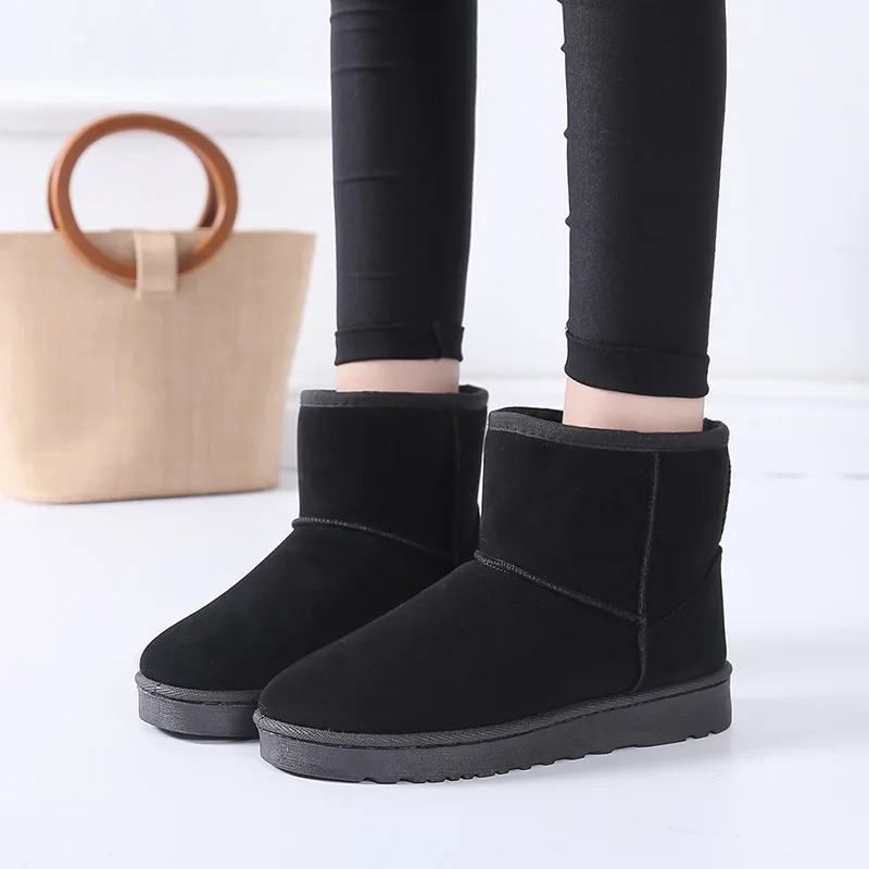 Winter Women Snow Boots New Thickened Plush Warm Womens Boots Anti Slip Thick Sole Shoes Fashion Short Barrel Brown Snow Boots