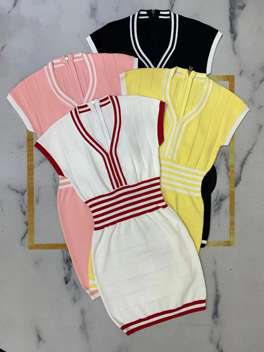 

High Quality Women Fashion Summer New Vintage Temperament Elastic Ice Silk V-Neck Knitted Short-Sleeved Dress