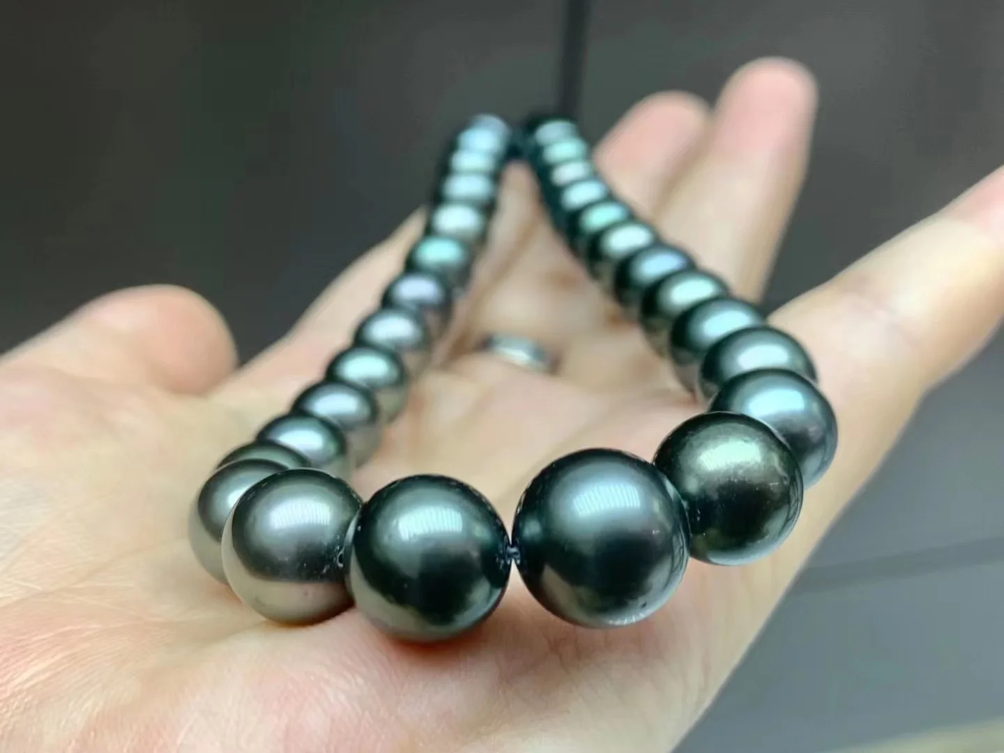 

Fine 10-12.5mm Tahitian Pearl Necklace for Women Round Peacock Green Seawater Beads Wedding Party Jewelry Gifts Silver Clasp