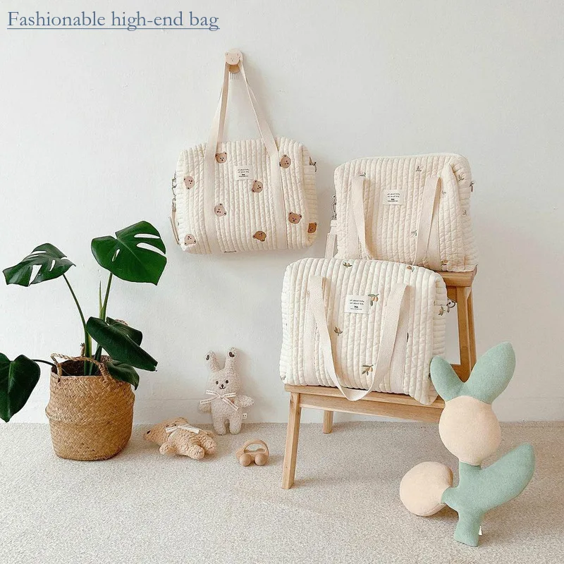 

2024 New Women Embroidered Little Bear Yan Cotton Women's Hanging Waiting for Luggage Duffle Bag Suitcases and Travel Bags