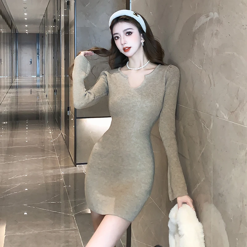 

Autumn Winter Simple Knitted Dresses Girls V-Neck Long Flare Sleeve Mini Dress Sheath Bodycon Dress Above Knee