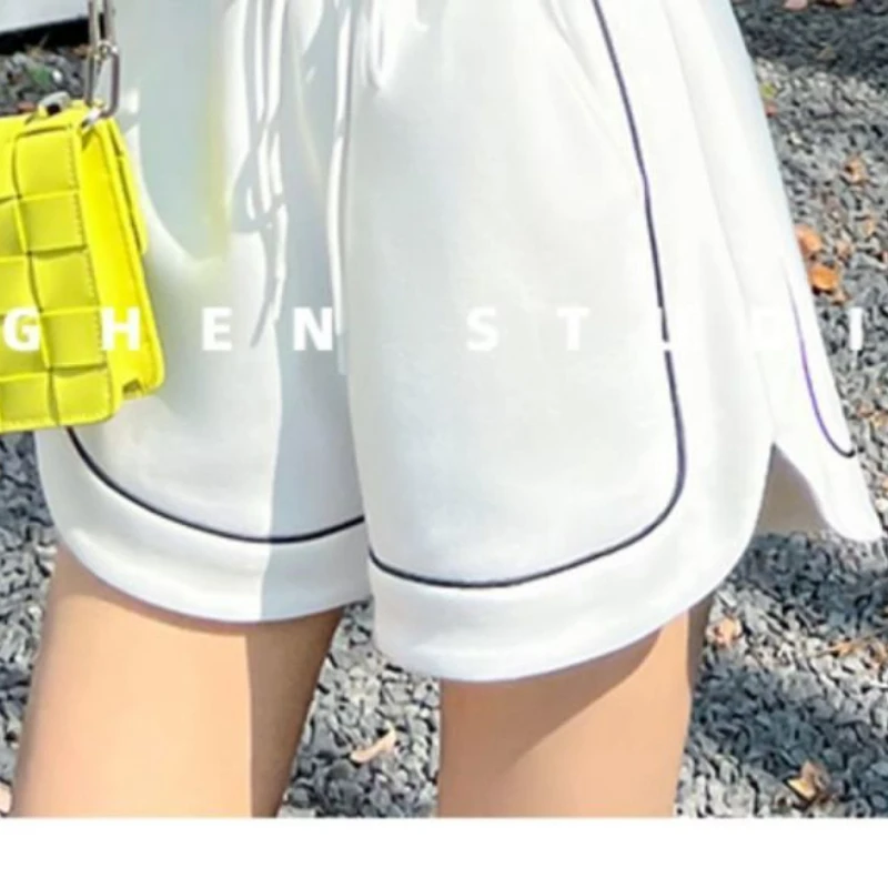 High Waisted Shorts for Women's Summer New Wide Leg Loose Casual Pants for Women's Thin Straight Leg Slimming Hot Pants
