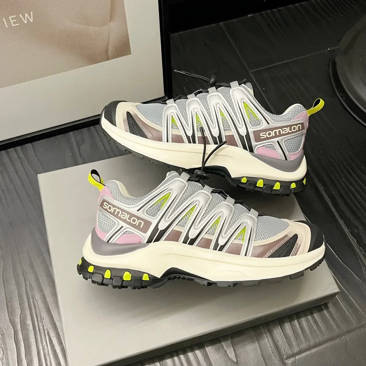 

2023 Men's and Women's New Shoes Outdoor Sneakers Casual Shoes Mountaineering Shoes Couples High-quality Shoes Sneakers