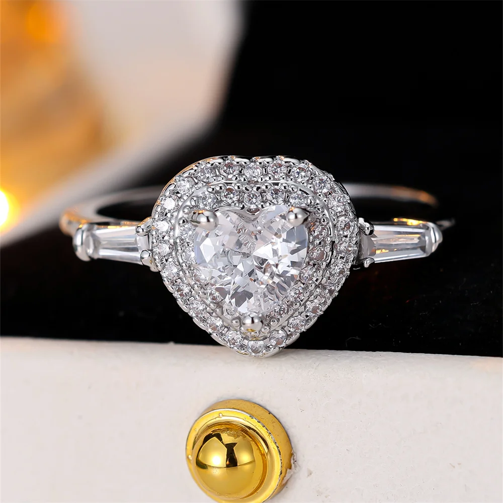 Trendy White Zircon Love Heart Stone Rings For Women Classic Silver Color Engagement Bands Wedding Jewelry Bridal Versatile Gift