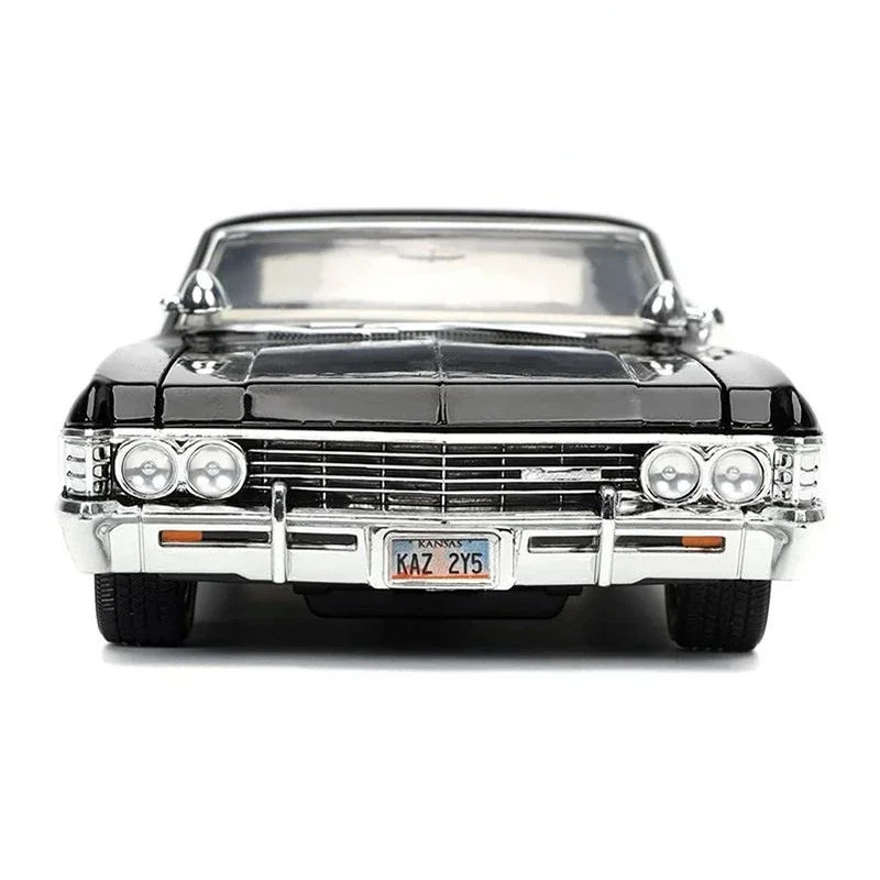 Jada 1:24 1967 Chevrolet Impala SS 스포츠 세단 높은 시뮬레이션 다이캐스트 금속 합금 모델 자동차 CHEVY Toys For Kids 선물 컬렉션