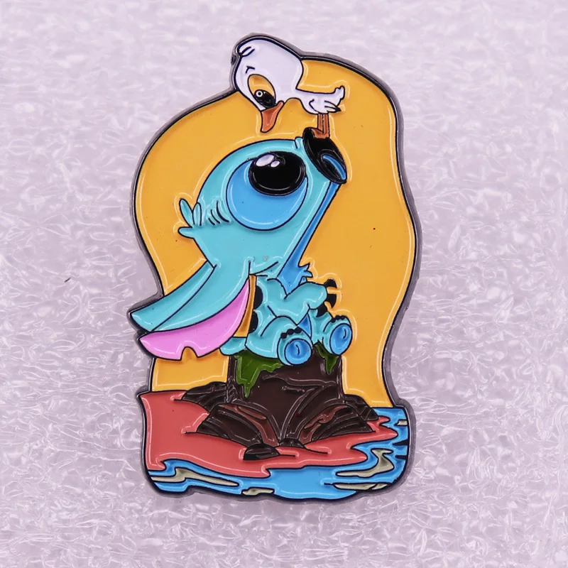 Enamel Pins Disney Mickey Mouse Pooh Chip Stitch Brooch Bag Lapel Pin Cartoon Badge Backpack Decoration Kids Gift