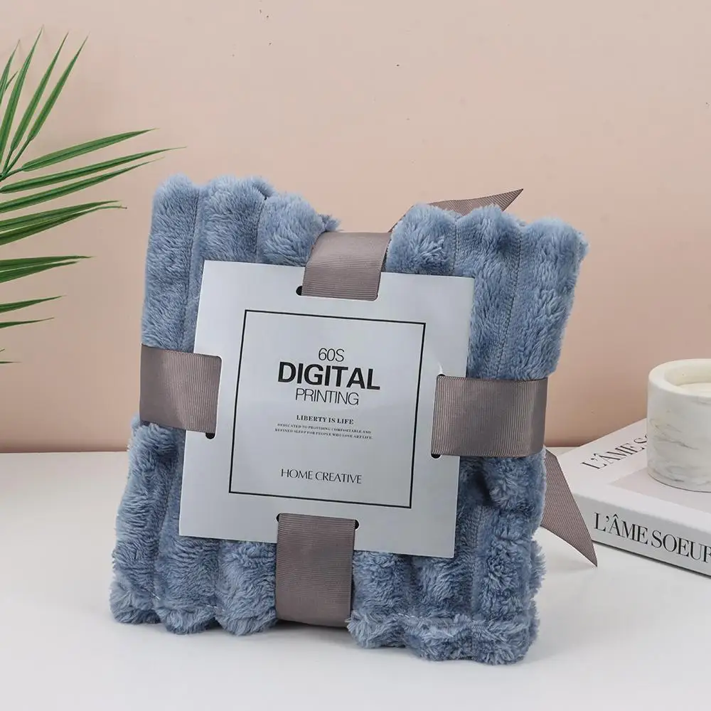 Double Sided Warm Blanket - close-up fabric