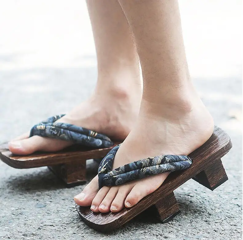 

Size 46 47 Man Flip-flops Japanese Clogs Wooden Geta Two Teeth Cosplay Costume Anime Unisex Sandals Slippers Flower Printed