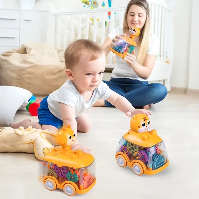 Brinquedo de Carro para Bebês com Luzes, Impulso e Ação para Crianças de 1, 2 e 3 Anos 3 Baby Toy Car with Friction Power, Lights, and Animal Drivers
