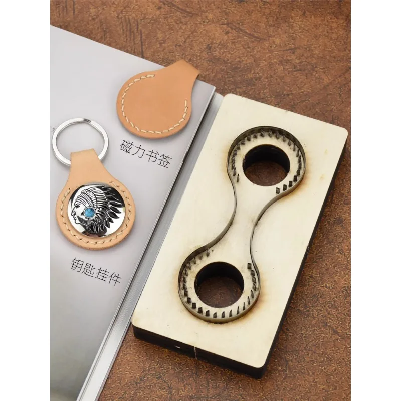 

Кожаное кольцо для ключей ручной работы, подвеска, магнитная закладка, нож, изготовление на заказ всех видов ножей. Пресс-формы